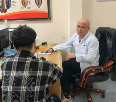 澳门半岛|男科医师高朋磊：守护男性健康，专业男科诊疗