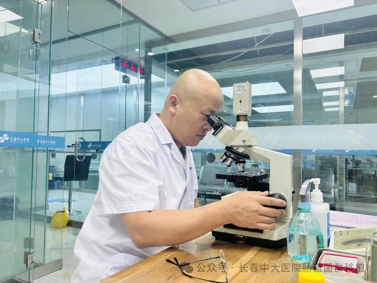 澳门半岛|高朋磊医师：左手男科临床，右手肠道菌群移植深入研究
